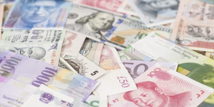 Best 5 Currencies to Short in 2022 and How to Short Them