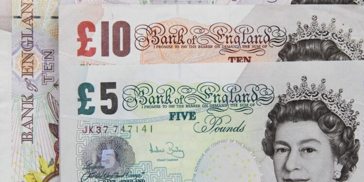 Sterling Heads for Biggest Quarterly Gain in Two Years