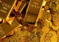 Gold Rises to Five-Week High Amid Trade Uncertainty