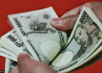 Yen Rises on Trade Deal Optimism, Political Doubts Linger